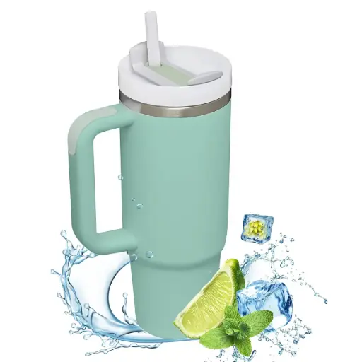 Nouveau mug isotherme 40 oz en acier inoxydable – Design élégant avec poignée et couvercle à paille, isolation sous vide double paroi pour garder vos boissons chaudes ou glacées plus longtemps. Parfait pour vos déplacements !