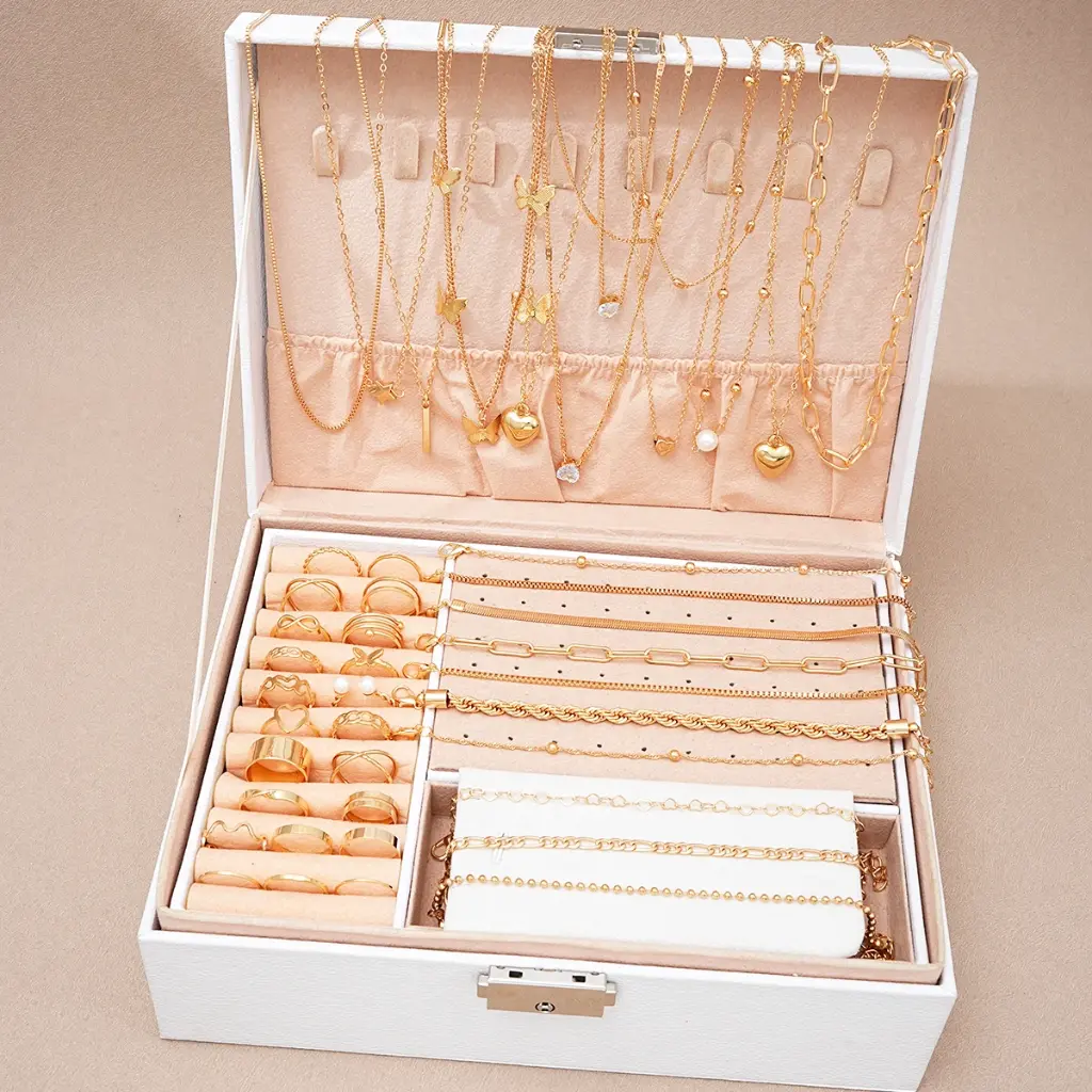 Lot de 40 Bagues Élégantes à Perles et Motifs Géométriques, Collier Multi-Couches avec Cœur en Zircon, Bracelet Simple – Parure 3-en-1 pour Femme, Idée Cadeau